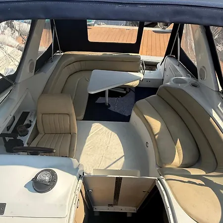 Barco La Bella 보트호텔